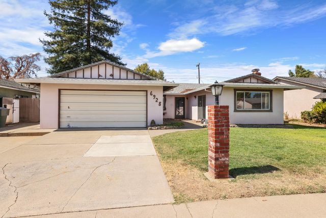 6928 Forman Way, Sacramento, CA 95828