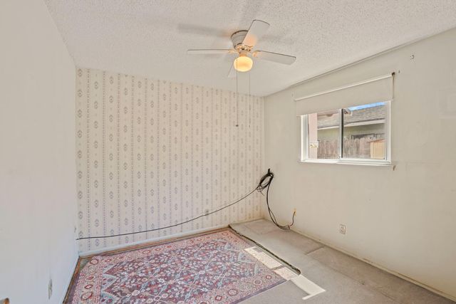 6928 Forman Way, Sacramento, CA 95828