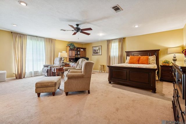 15503 Chaumont Ave, Greenwell Springs, LA 70739