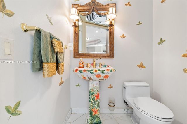 19333 Collins Ave 703, Sunny Isles Beach, FL 33160