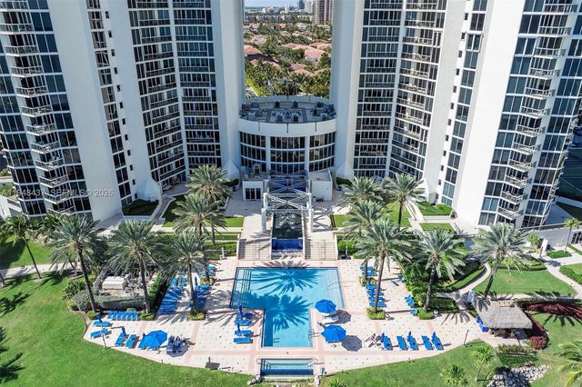 19333 Collins Ave 703, Sunny Isles Beach, FL 33160