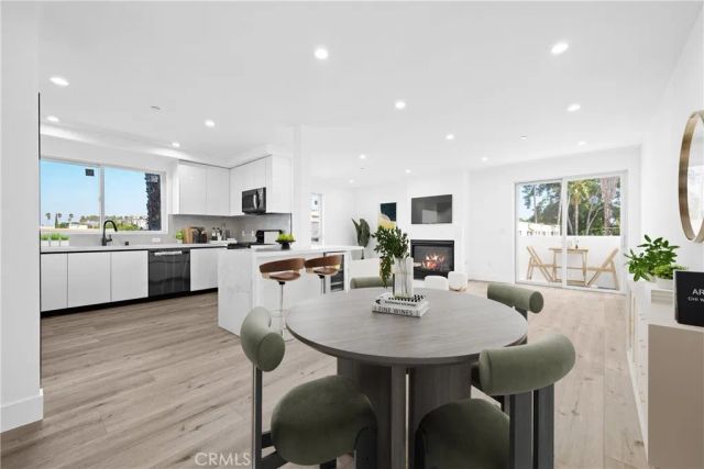 4214 Fulton Avenue 202, Studio City, CA 91604