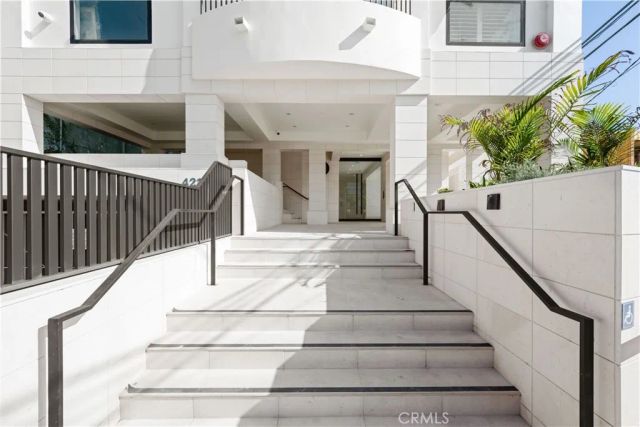 4214 Fulton Avenue 202, Studio City, CA 91604