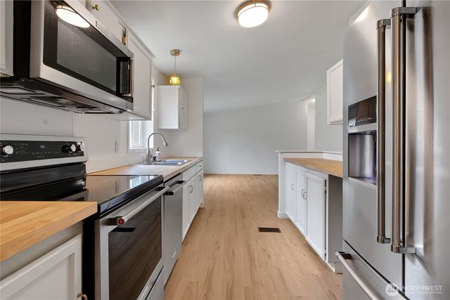 5528 SW Paradise Lane, Port Orchard, WA 98367