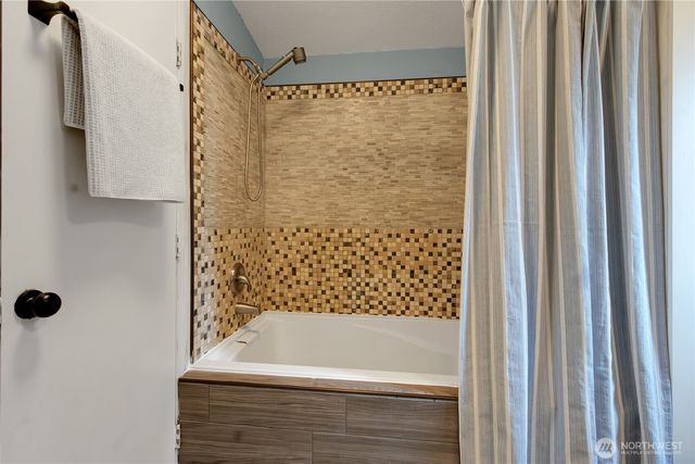 5528 SW Paradise Lane, Port Orchard, WA 98367