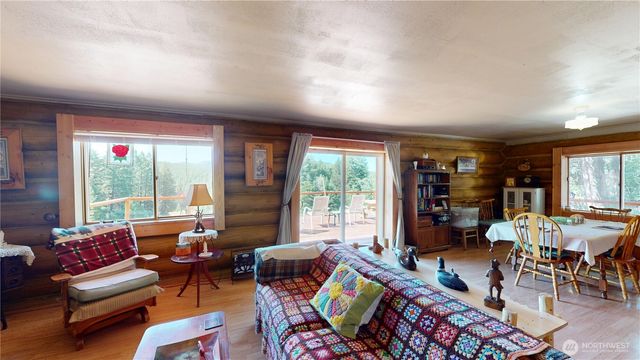 100 Spring Meadow Lane, Oroville, WA 98844