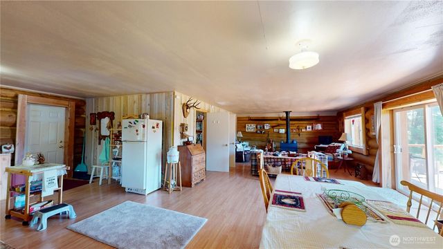 100 Spring Meadow Lane, Oroville, WA 98844