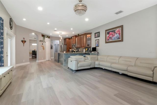 11602 WINDSORTON WAY, Tampa, FL 33626