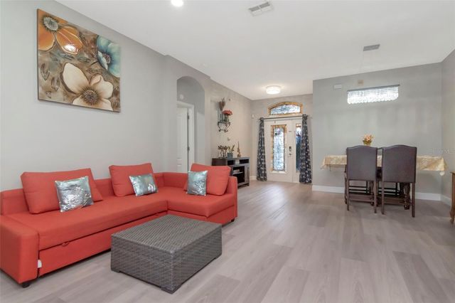 11602 WINDSORTON WAY, Tampa, FL 33626