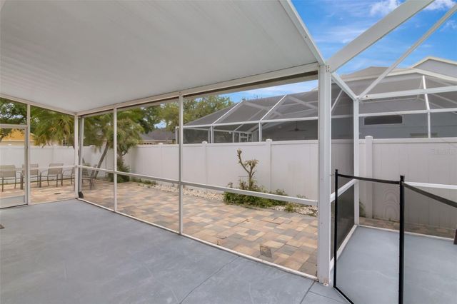 11602 WINDSORTON WAY, Tampa, FL 33626