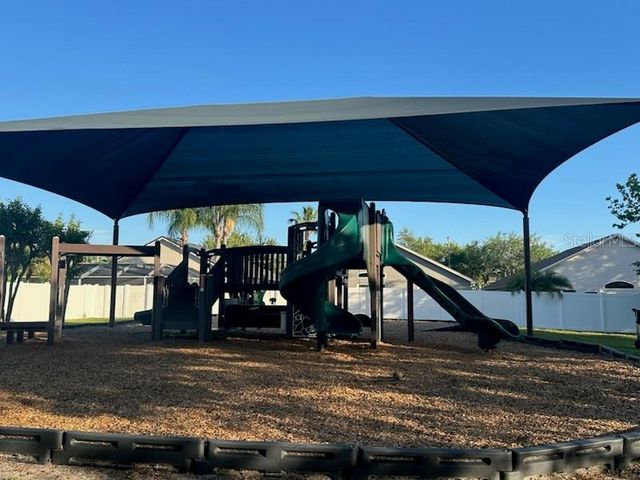 11602 WINDSORTON WAY, Tampa, FL 33626