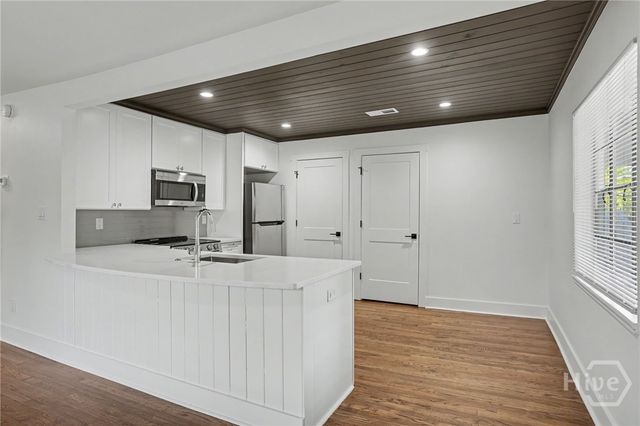 3211 Bull Street, Savannah, GA 31405