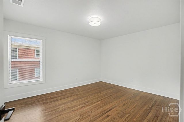 3211 Bull Street, Savannah, GA 31405