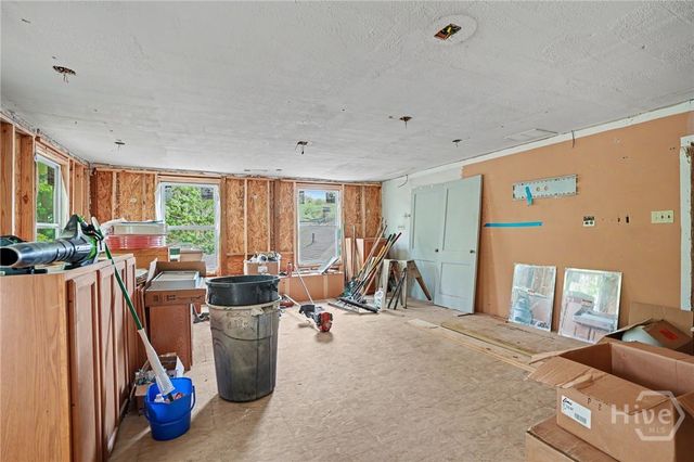 3211 Bull Street, Savannah, GA 31405