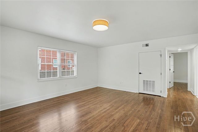 3211 Bull Street, Savannah, GA 31405