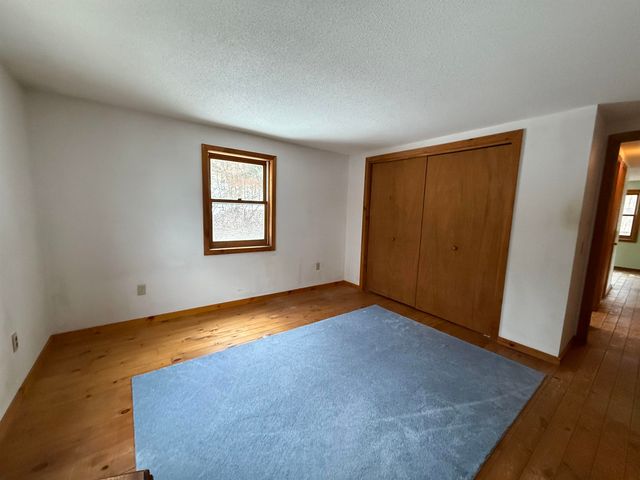 33 Kolbe Lane, Enfield, NH 03748