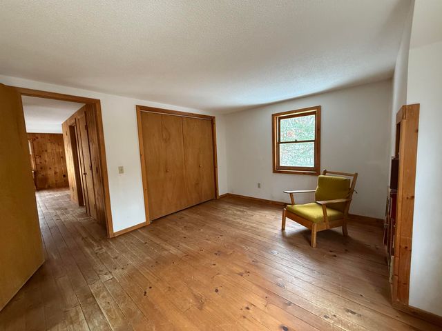 33 Kolbe Lane, Enfield, NH 03748