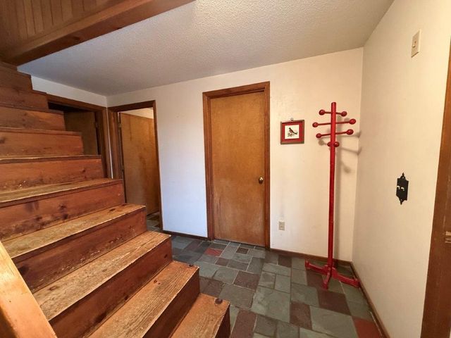 33 Kolbe Lane, Enfield, NH 03748
