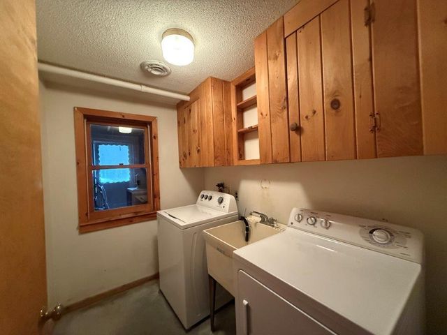 33 Kolbe Lane, Enfield, NH 03748