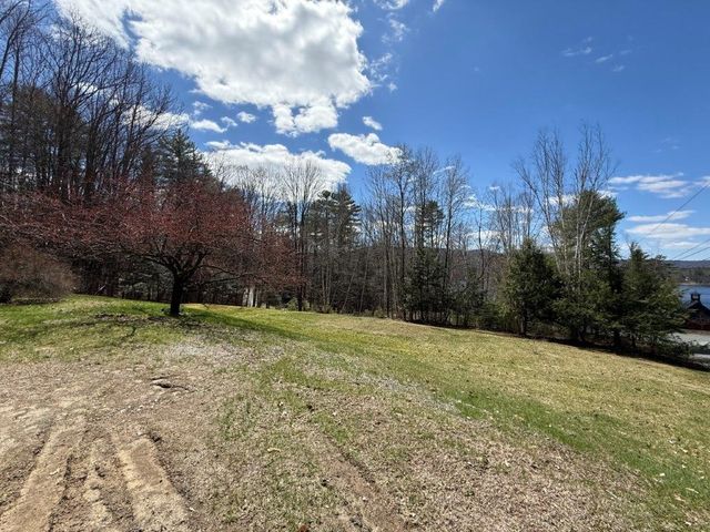 33 Kolbe Lane, Enfield, NH 03748