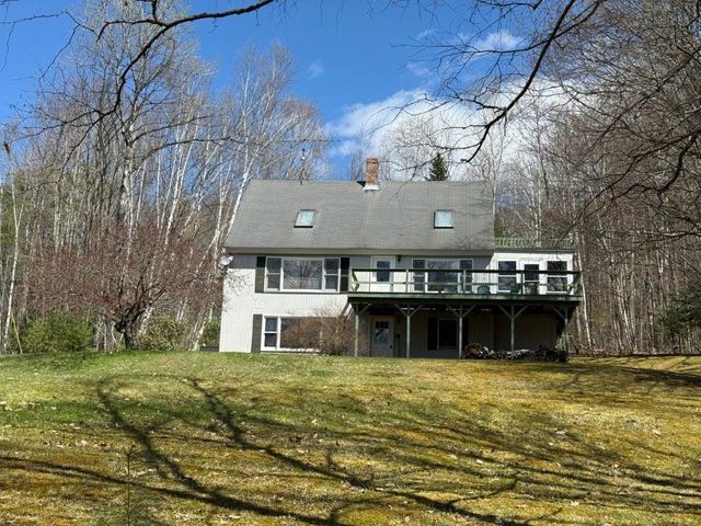 33 Kolbe Lane, Enfield, NH 03748