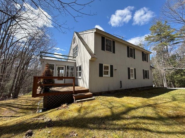 33 Kolbe Lane, Enfield, NH 03748