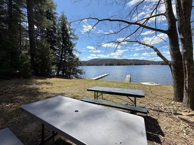 33 Kolbe Lane, Enfield, NH 03748