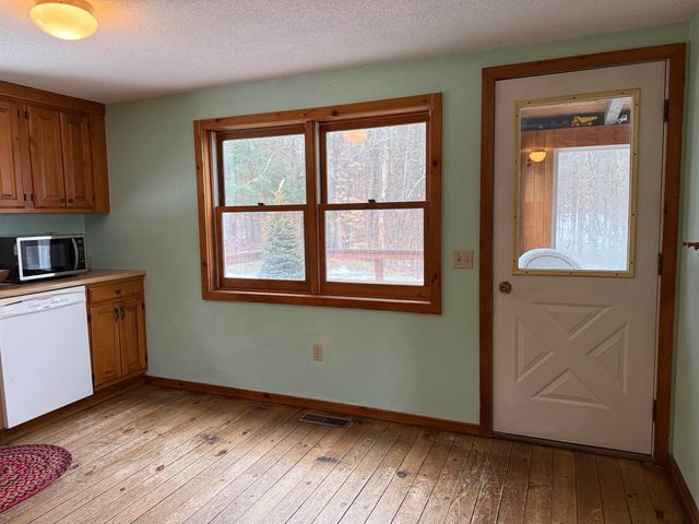33 Kolbe Lane, Enfield, NH 03748