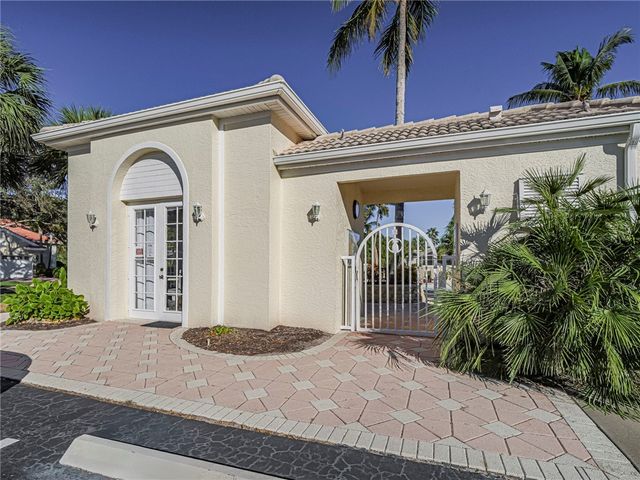 978 Island Club Square, Vero Beach, FL 32963
