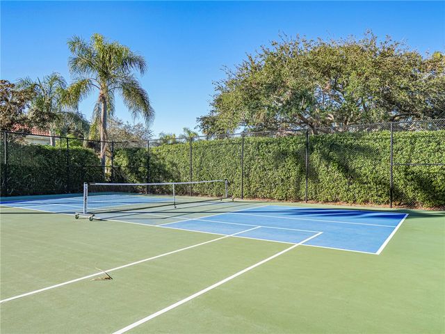 978 Island Club Square, Vero Beach, FL 32963