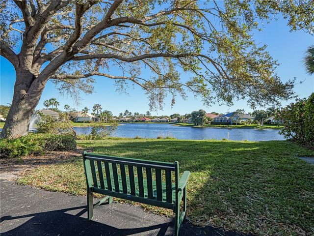 978 Island Club Square, Vero Beach, FL 32963