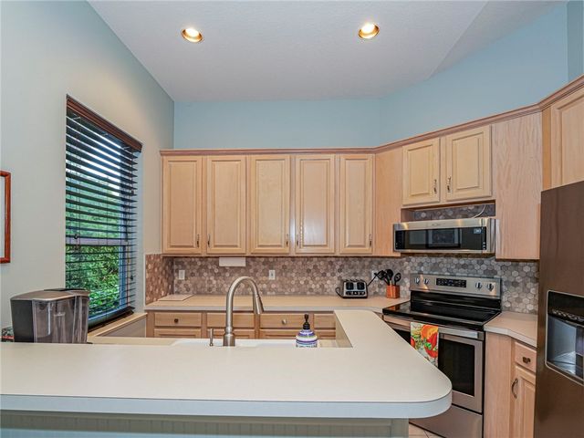 978 Island Club Square, Vero Beach, FL 32963