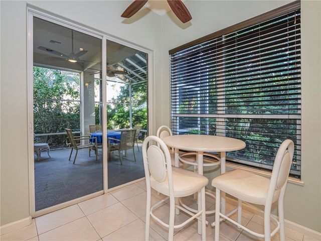 978 Island Club Square, Vero Beach, FL 32963