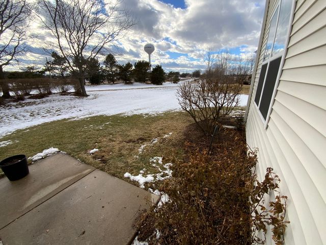 2840 Cattail Court F, Wauconda, IL 60084