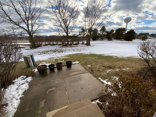 2840 Cattail Court F, Wauconda, IL 60084