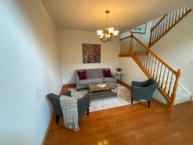 2840 Cattail Court F, Wauconda, IL 60084