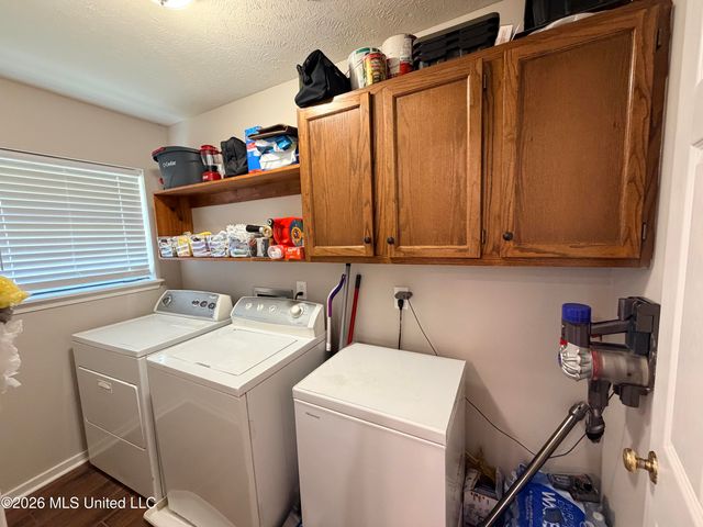 718 Clearmont Drive, Pearl, MS 39208