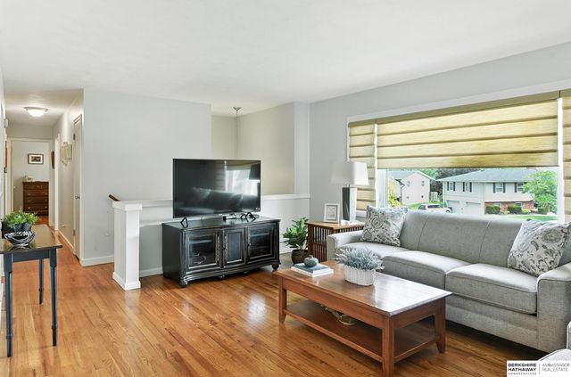 7304 N 39 Terrace, Omaha, NE 68112