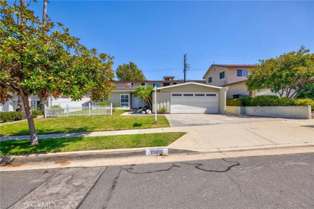 20816 Reynolds, Torrance, CA 90503