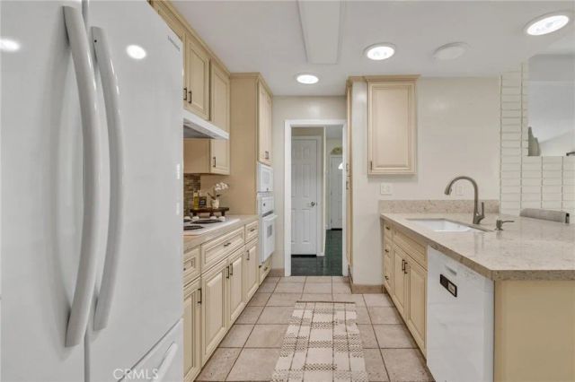 20816 Reynolds, Torrance, CA 90503