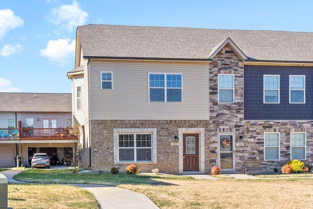 172 Dundee Dr, Clarksville, TN 37043