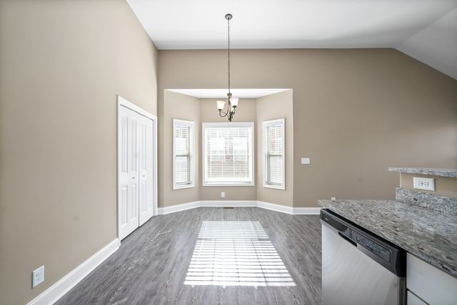 172 Dundee Dr, Clarksville, TN 37043