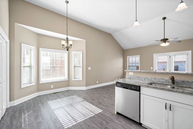 172 Dundee Dr, Clarksville, TN 37043