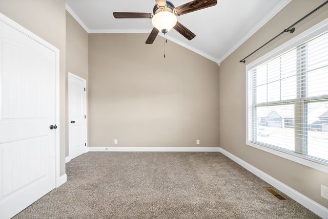 172 Dundee Dr, Clarksville, TN 37043