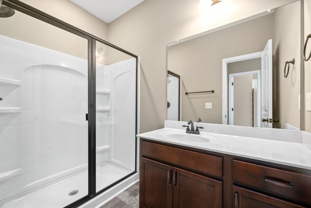 172 Dundee Dr, Clarksville, TN 37043