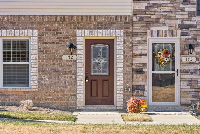172 Dundee Dr, Clarksville, TN 37043
