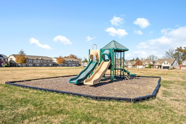 172 Dundee Dr, Clarksville, TN 37043