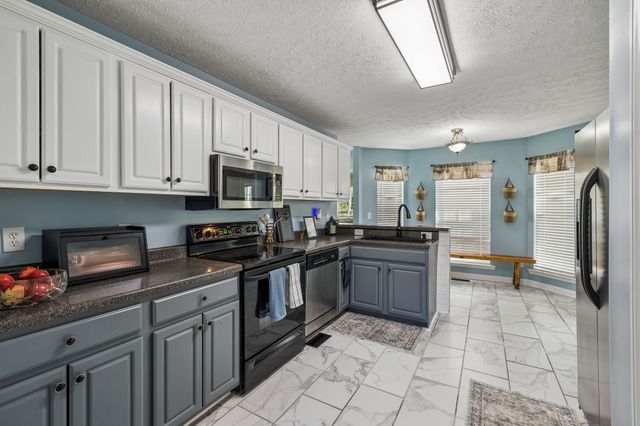 105 Barvas Ln, Lascassas, TN 37085