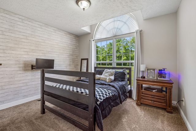 105 Barvas Ln, Lascassas, TN 37085