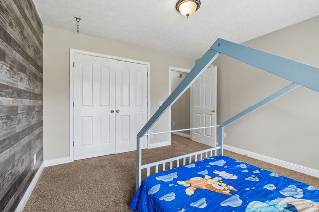 105 Barvas Ln, Lascassas, TN 37085